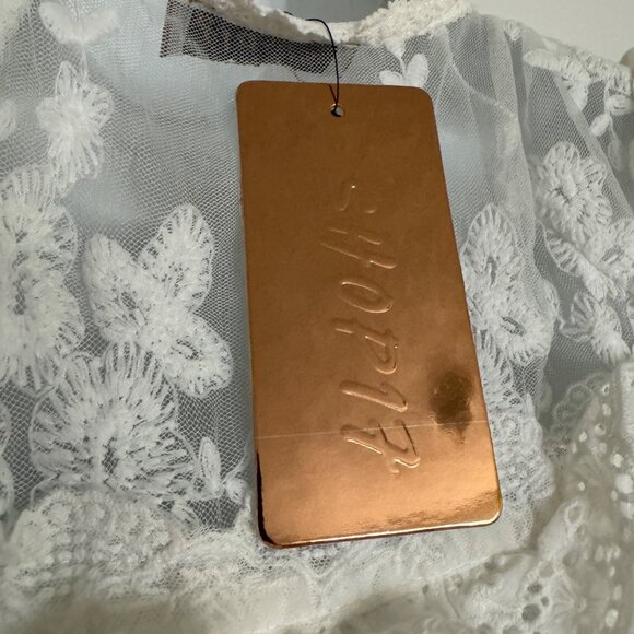 White Lace Long Sleeve Tiered Floral Dress Medium by Shop17 women ruffle new - Picture 3 of 12